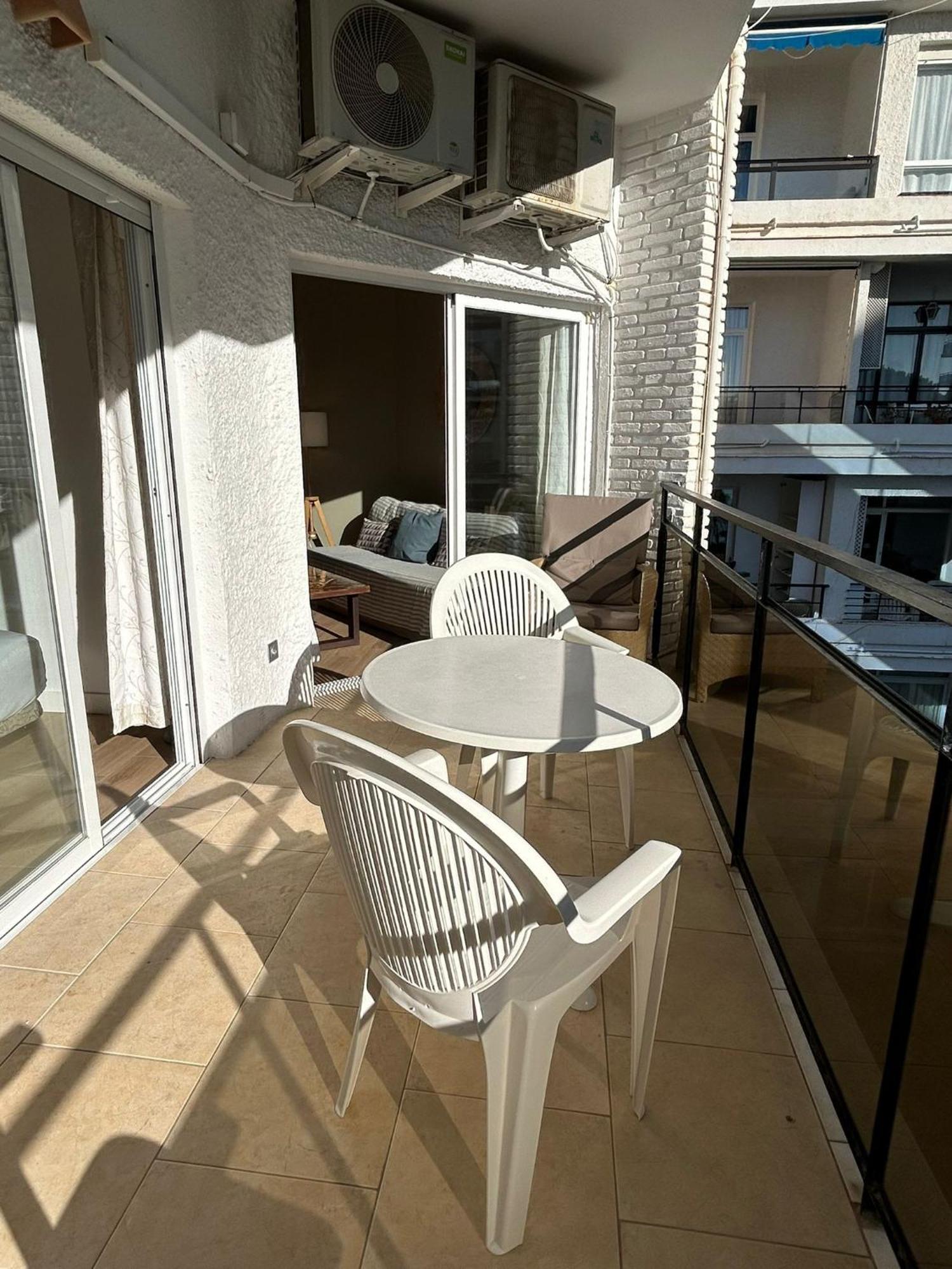 Skol 420C Fantastico 1 Dormitorio Primera Linea De Playa Marbella Exterior foto